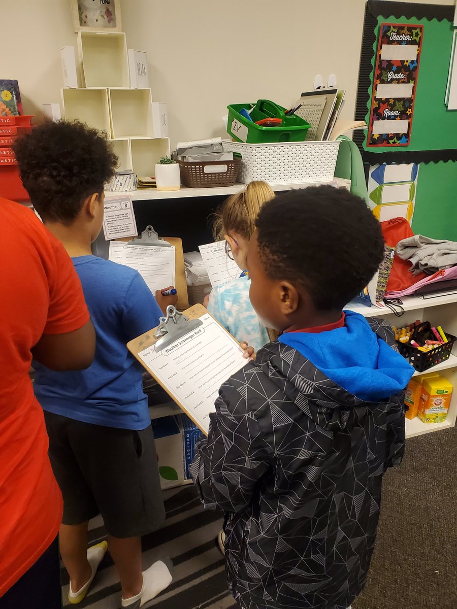 MrsSmithMiles's tweet photo. 5th graders are "Wild about Weather" A team scavenger hunt at a level 0. #best10minutes  #teacherhack @CTMontessori1 #Monarchsgrow @mainmarcia https://t.co/cKmK1Ta1NJ