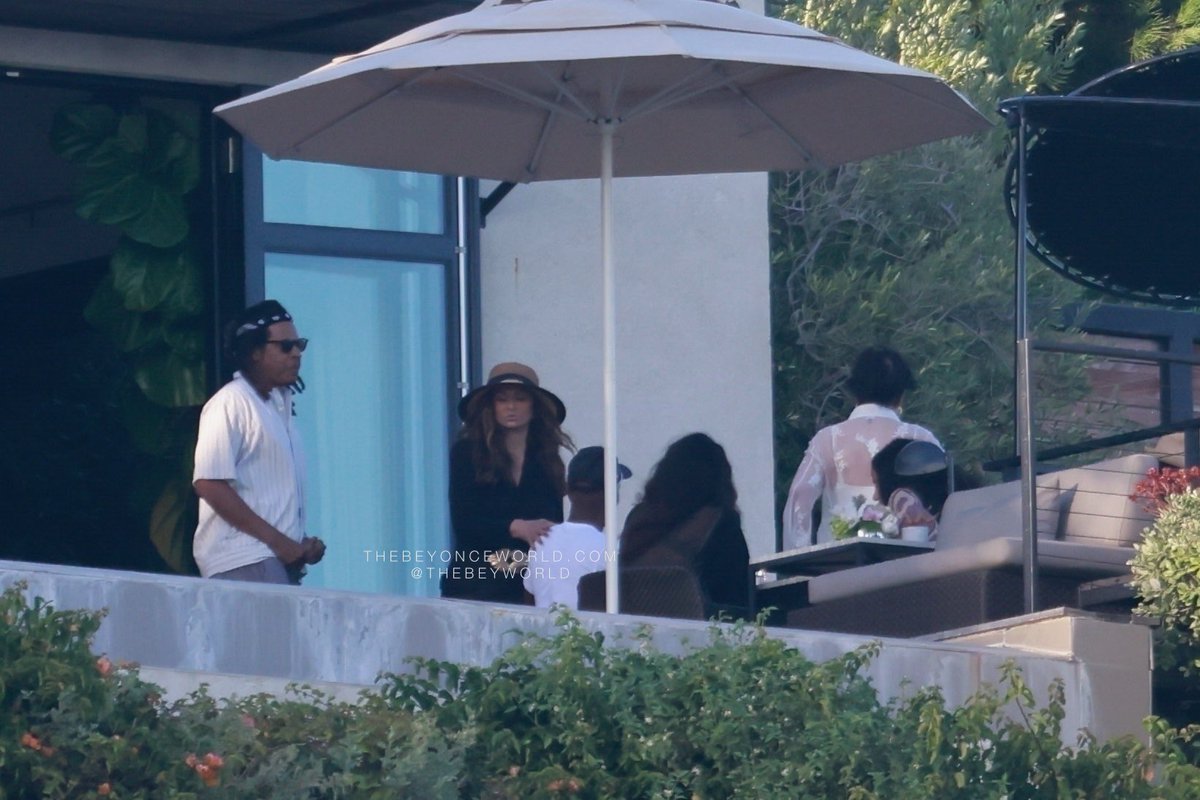 Beyoncé News tweet media