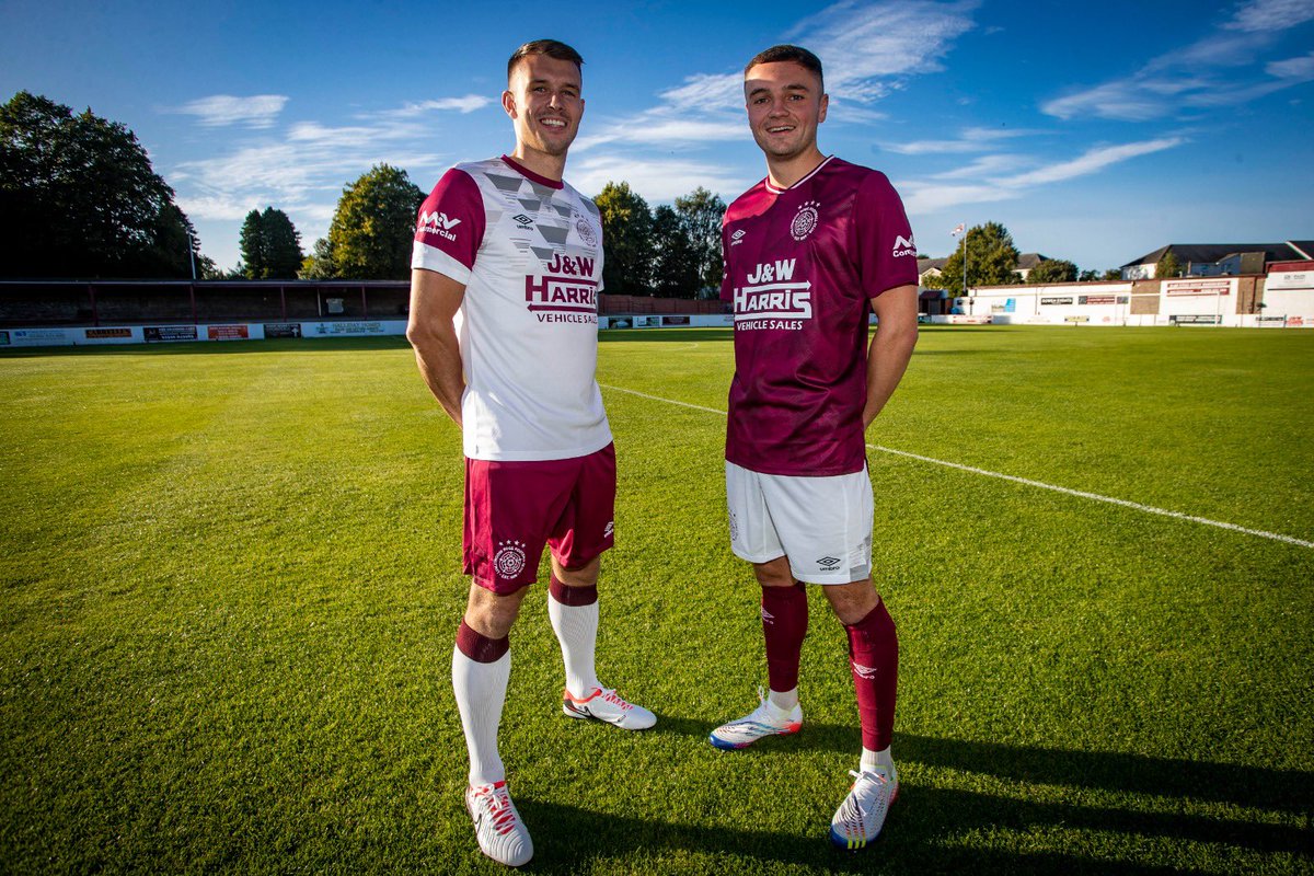 LinlithgowRose's tweet photo. 🌹🌹 2023 / 24 KIT LAUNCH 🌹🌹

In conjunction with our official kit suppliers, @thesoccershopdirect and @umbro, we are delighted to bring you the new home, away and keeper kits for the 23/24 season.

Details of how to buy the new kit will be available soon.

#htg #hailthegallant https://t.co/Cal8BvNrAQ