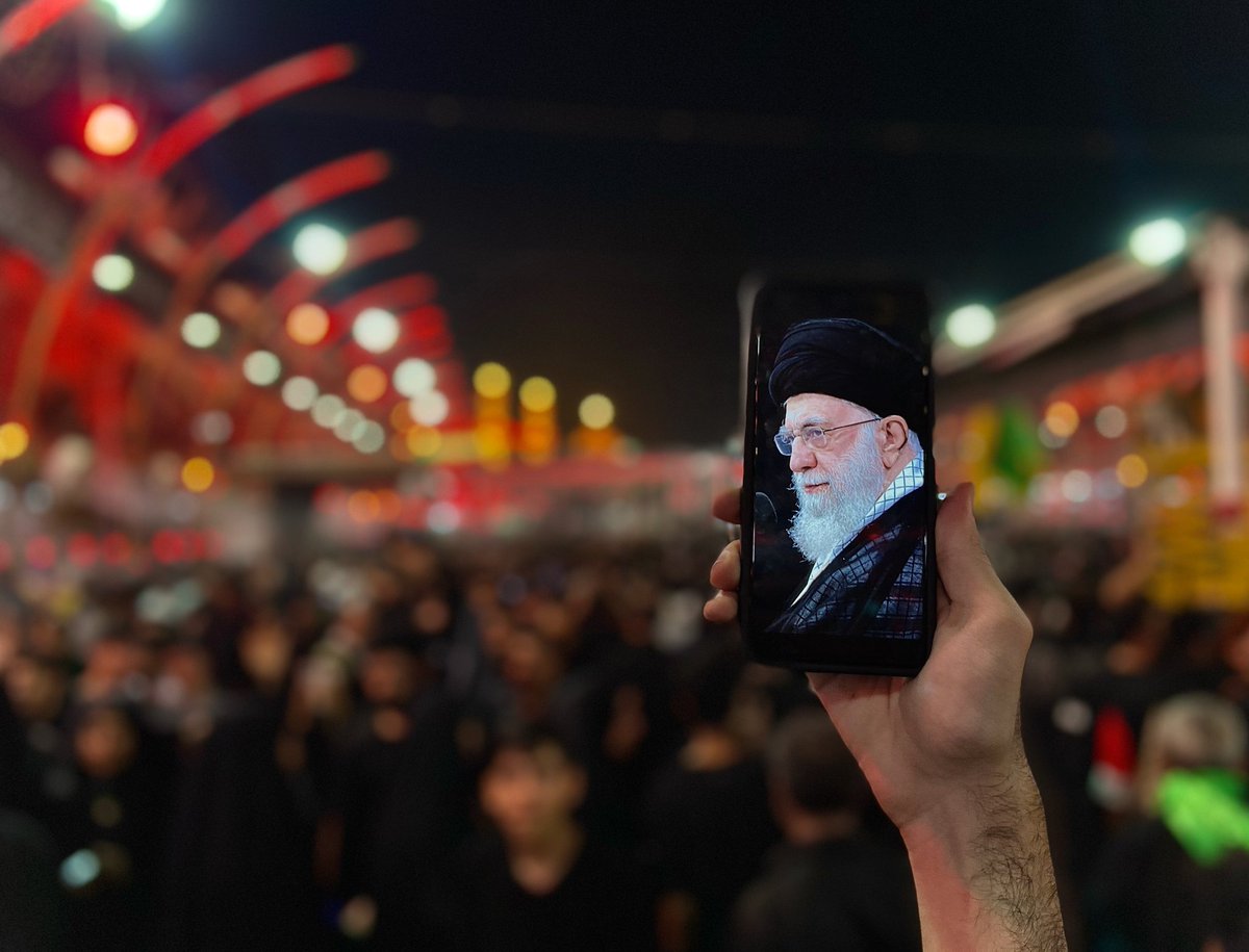 AstanMedia's tweet photo. گر چه دوریم به یاد تو سخن میگوییم
بعد منزل نبود در سفر روحانی...
#به_تو_از_دور_سلام https://t.co/n6UIli8MMB