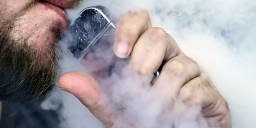 JDSilvaAssocLaw's tweet photo. Beginning Sept. 1, any #Texas #student caught #vaping at school will face a harsher penalty under new state law: https://t.co/spyoiElo6c #TxLege #VapeSafety #TexasStudent https://t.co/irM4Nn6d6p