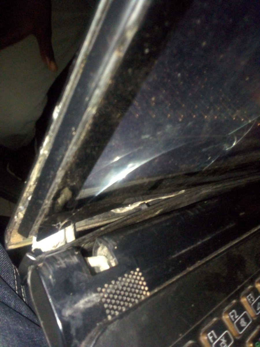 SheriffExcel's tweet image. Hinge has finally broken
Whatever is happening to me this week 🤧