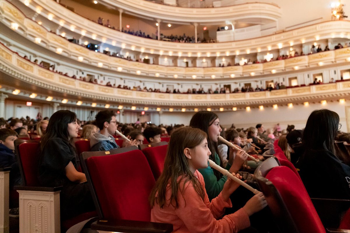 Happy National Arts in Education Week! This week and every week, we’re celebrating the families, educators, students, artists, and New Yorkers of all ages who join us for programs offered by Carnegie Hall’s Weill Music Institute. Learn more: bit.ly/2N8OSST