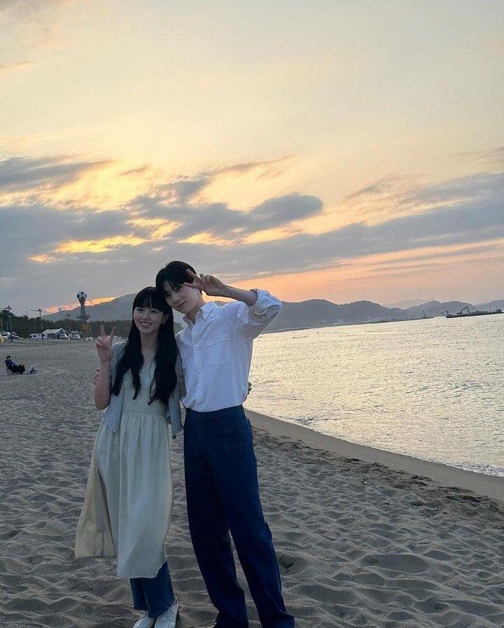 HwangMinhyun01's tweet photo. An Instagram Update From: optimushwang
With Kimsohyun
https://t.co/H8gFE69YhB
230905 #HwangMinhyun #황민현 #MinhyunHwang #OptimusHwang #HwangMinhyunDaileyUpdate #Kimsohyun #MyLovelyLiar #UselessLie https://t.co/wSNBbgEy5x