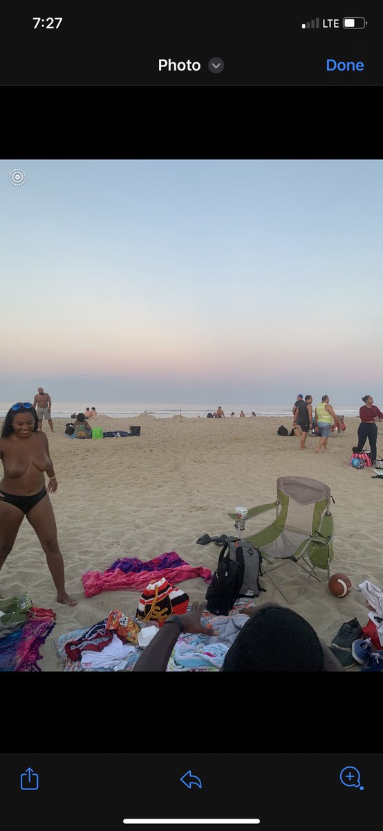 rodtheartist's tweet photo. So this weekend I went to the nude beach again.. 🤷🏾‍♂️ https://t.co/Efd5suoDmz