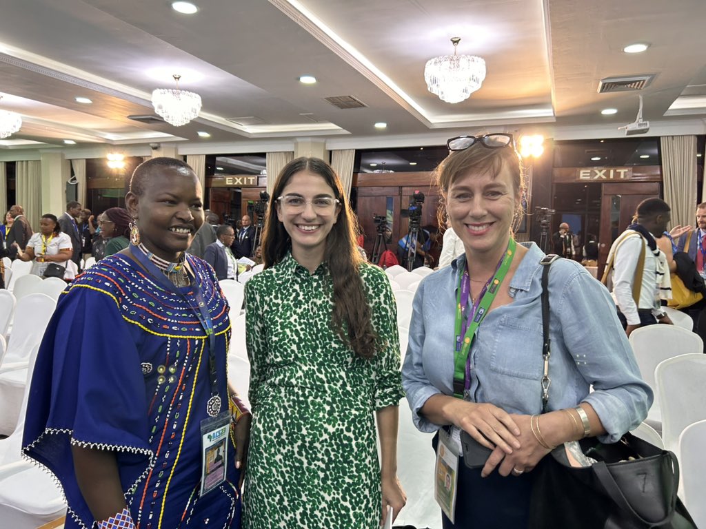 LM International tweet media