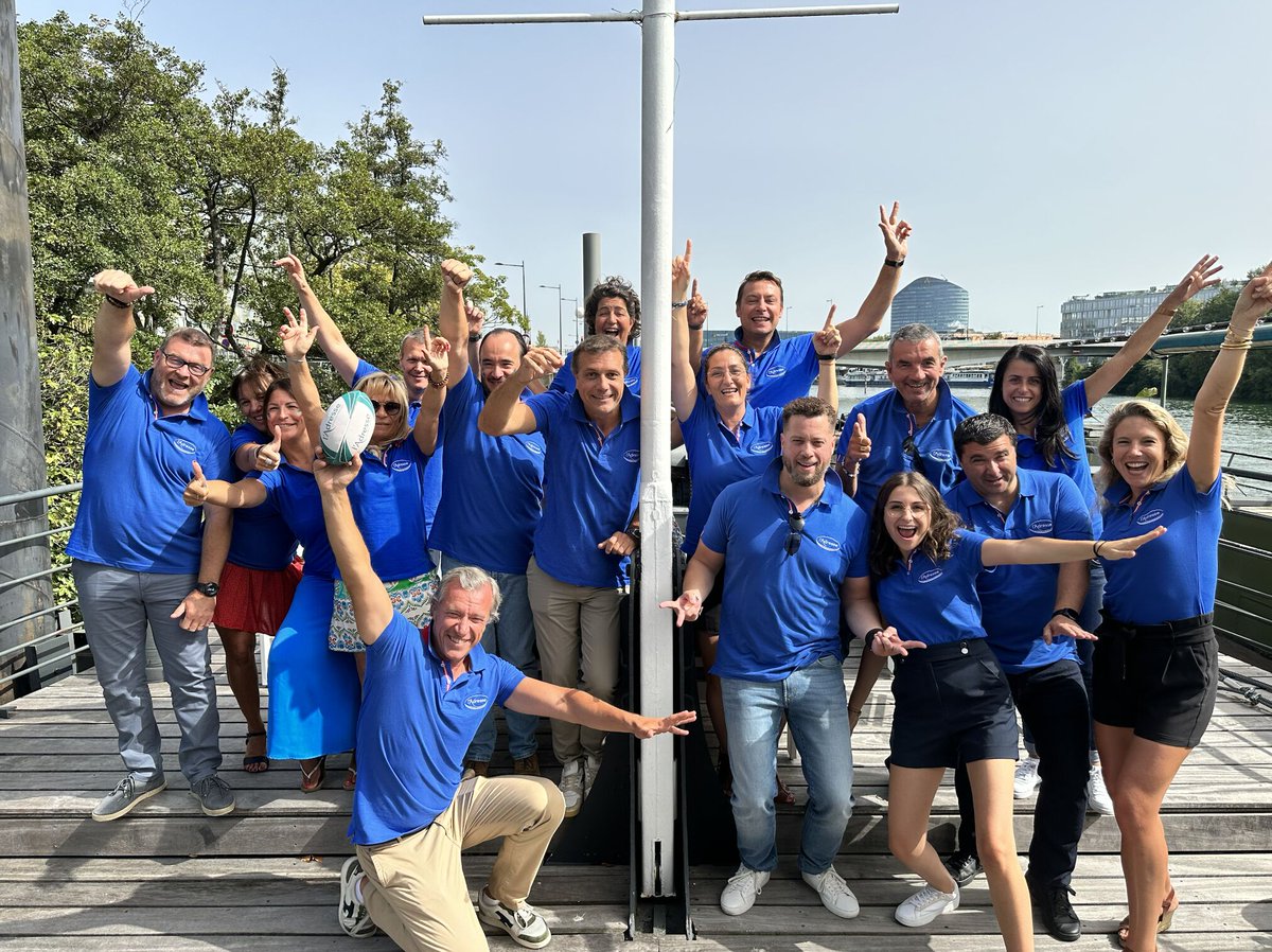Ce matin, nos équipes du Siège et de l’Animation étaient ravies de présenter notre #émission #lAdresse TV. Arborant les couleurs de la France 🇫🇷 🏉, avec une dose de bonne humeur et d’énergie positive, nous avons ainsi dévoilé nos nouvelles #opérations et #innovationsdigitales