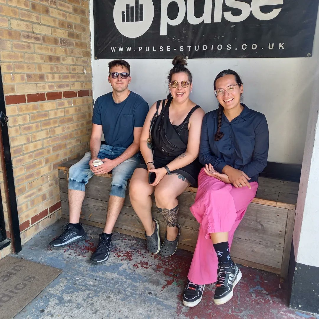 Distractfold's tweet image. TOMORROW NIGHT!

Come and hang out with us @iklectikartlab 

Music from Celeste Betancur, Mike Mulshine, Seán Ó Dálaigh, Kimia Koochakzadeh-Yazdi and Lemon Guo

Tickets £5

See you there! ☀️🍻❤