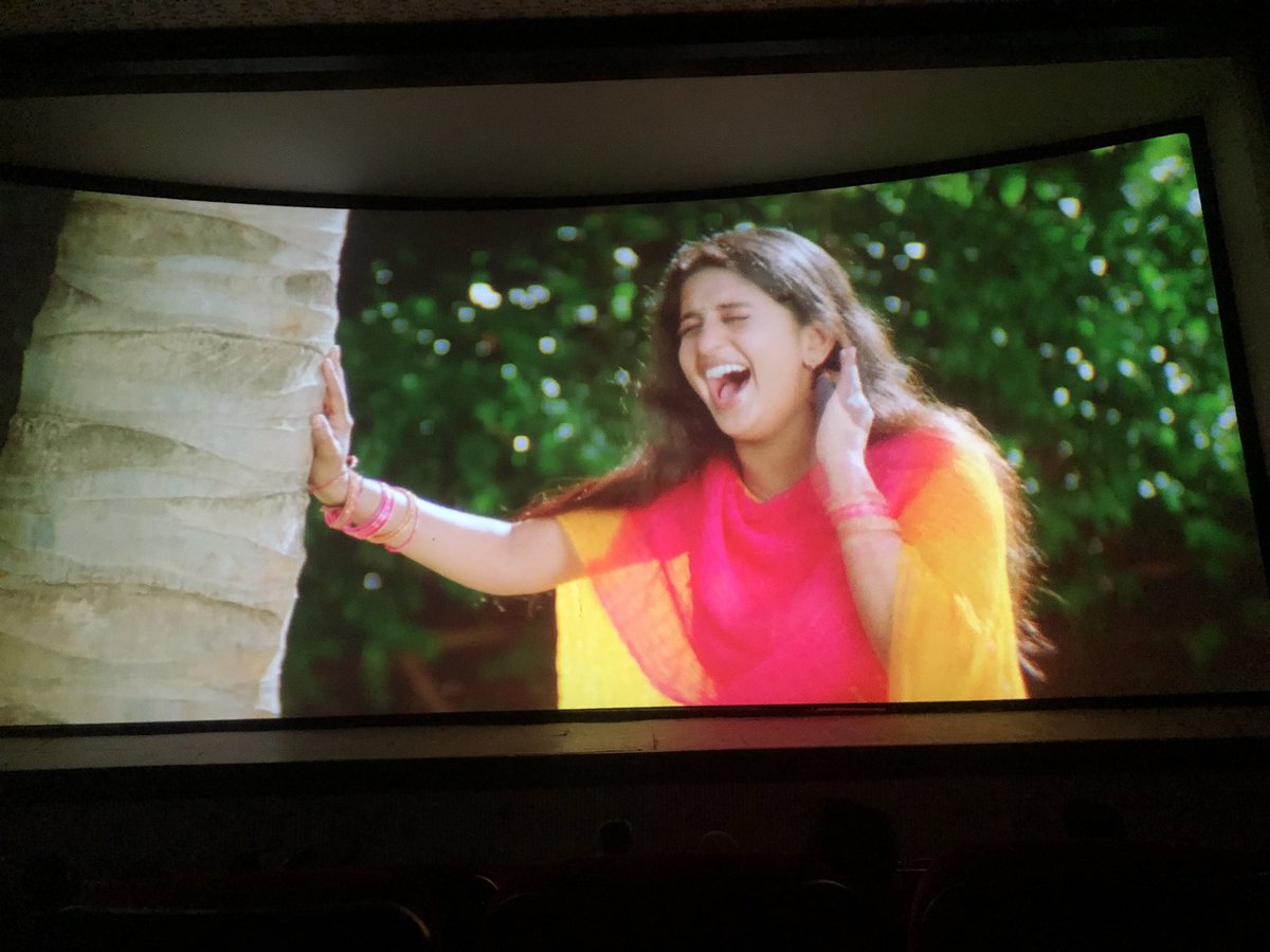 venu1177's tweet photo. After 15 years re release of gudumbha shakar movie demonstrated what actual ideal heroine should look. Take a bow from telugu audience. We anticipate a successful film return.
#meerajasmine 
#actressmeerajasmine https://t.co/og0qZyNTEQ