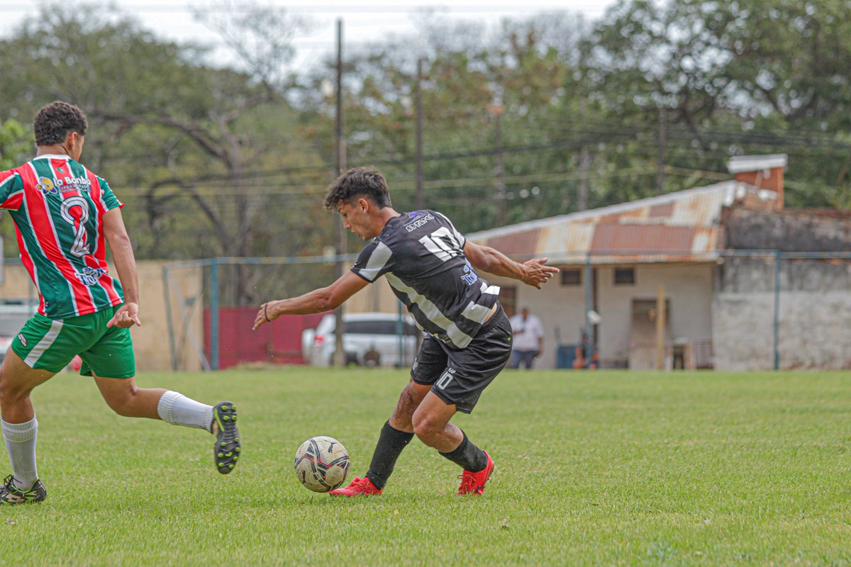 FECHA 16

RESERVA

Imágenes que dejó el encuentro ante Fulgencio Yegros.

Resultado del partido 
Fulgencio Yegros 1-3 Pilcomayo

Goles
Diego Ruiz
Marcelo Pinto
Elias Benitez

¡VAMOS PILCO!
¡SOMOS PILCO!

#somospilco #pilcomayo #clubpilcomayo #primera #primerac #reserva