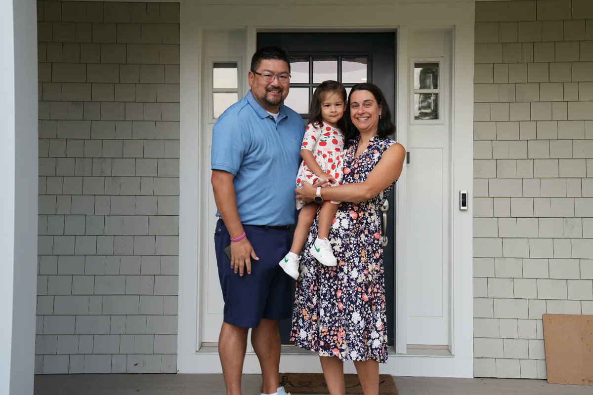 CassDigMedia's tweet photo. First day of Pre-school for Emi. ❤️ First day of school for all of us. https://t.co/FtP7B3Bjzp