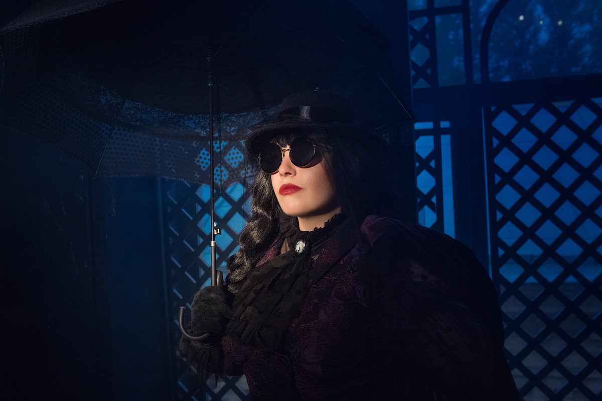KatarinkaKat's tweet photo. Я принесла вам красивое
Фотограф @dea_vesta 
#реальныеупыри #whatwedointheshadows #чеммызанятывтени https://t.co/a0RiDR3tEd