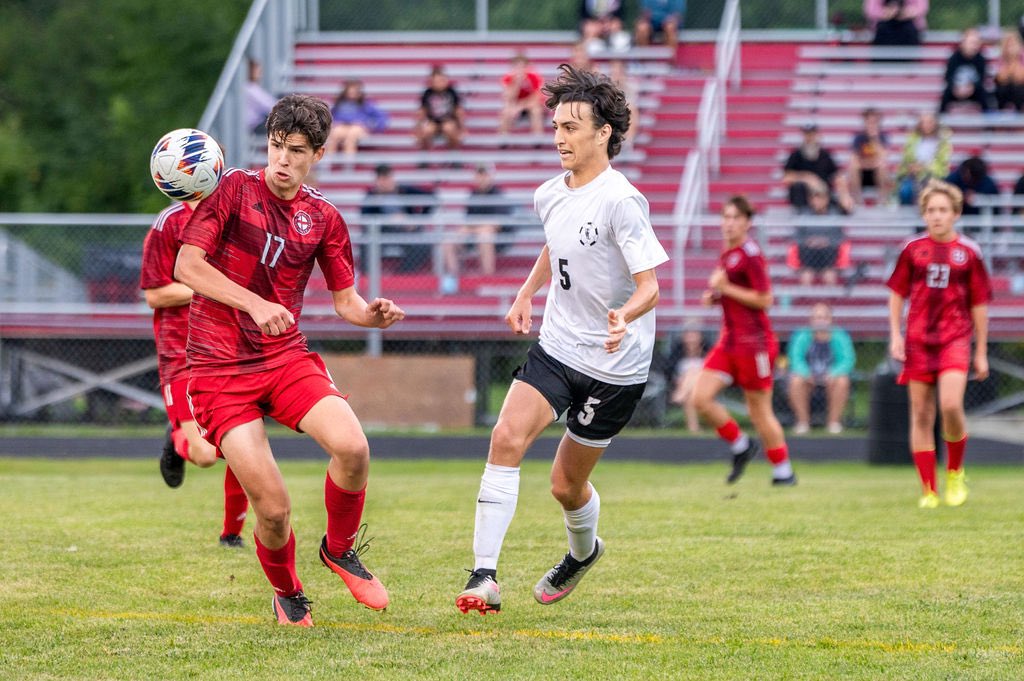 LuthNorthwest's tweet photo. ⚽️🥅As Crusader Soccer looks for their 3rd straight win tonight, here’s a few highlights of last week’s victory over Lutheran Westland. Nice job, boys‼️🙌⁣
 ⁣
📸:Chelsea Grobelny⁣
 ⁣
#GoCrusaders🛡 https://t.co/srrqckMevm