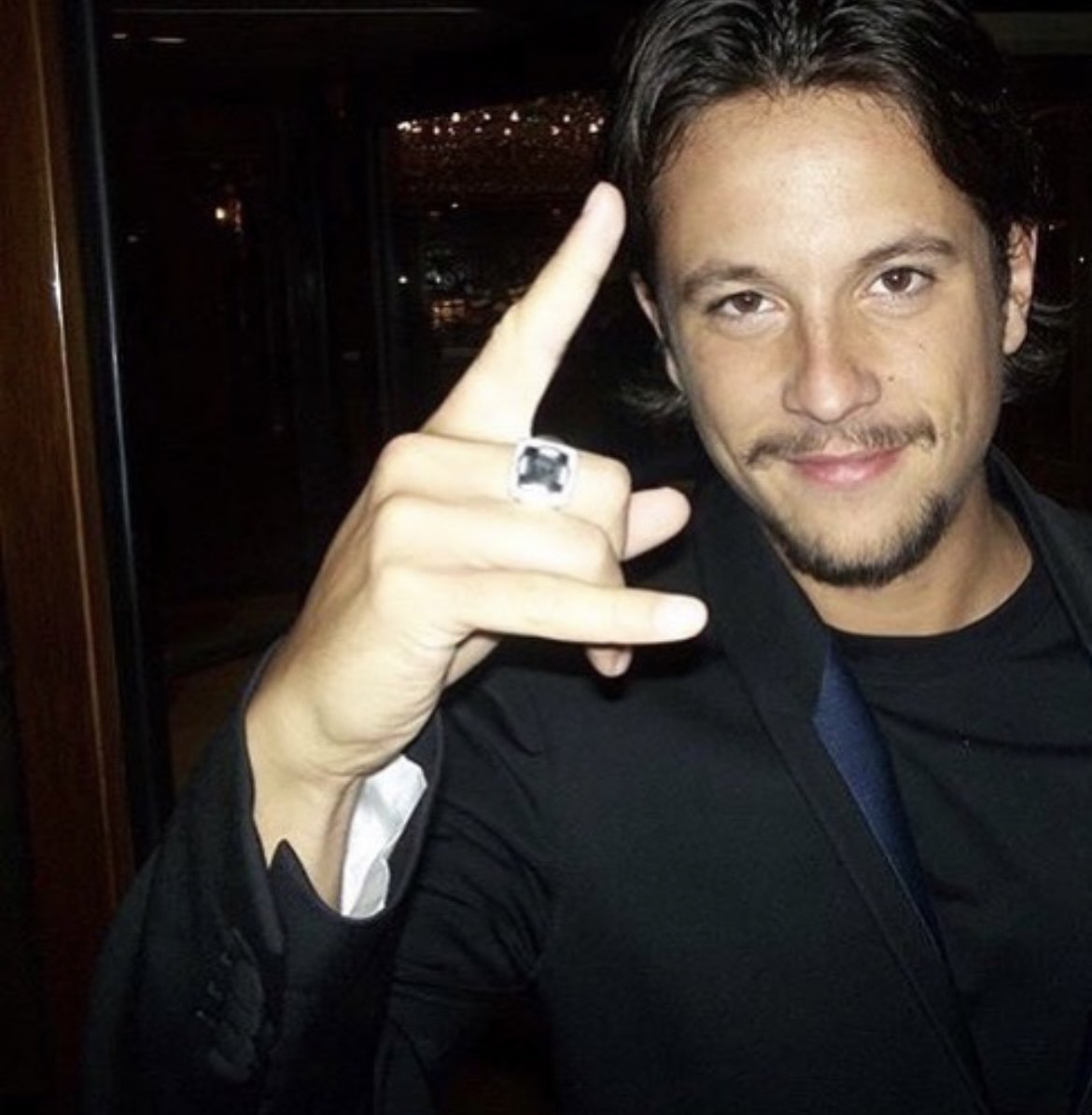 special_nekfeu's tweet photo. Monsieur Ken Samaras https://t.co/z6bwxzxz9A