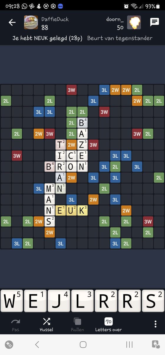 Hummiejso's tweet image. Mijn Wordfeud momenteel. 🤣🤣🤣

#Neuk
#Neukt
#Neukte