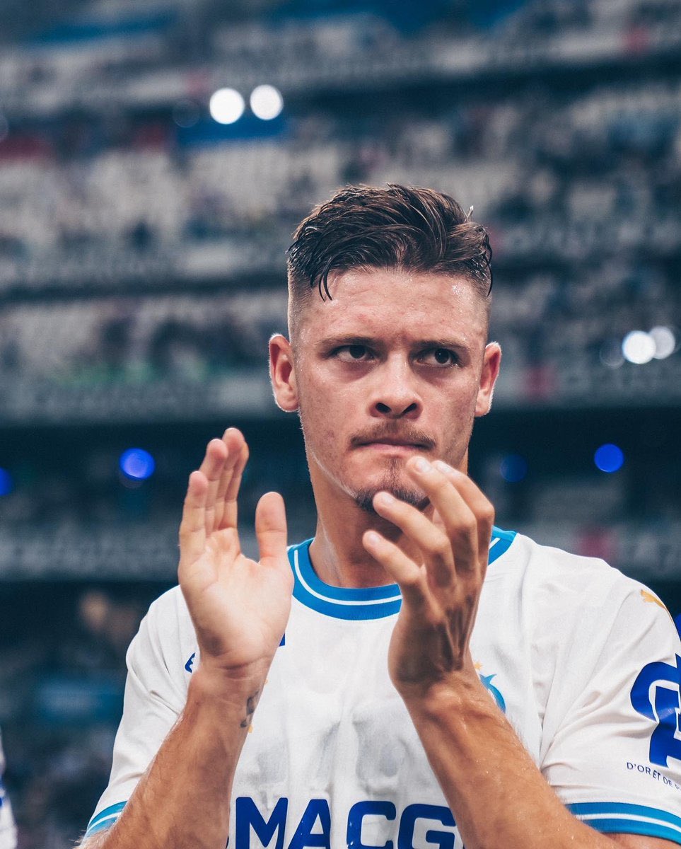 vitigoaal9's tweet photo. VIITTIIIGOOOALLLL 🇵🇹

#TeamOM #OM https://t.co/NsW9MCgF7O
