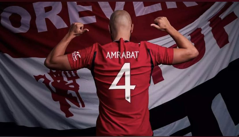 Muky_Dimes's tweet photo. Now I officially believe that Phil Jones has truly left @ManUtd 🔥🔥 #4 #Philjones #Amrabat https://t.co/xkTY8Rlazq