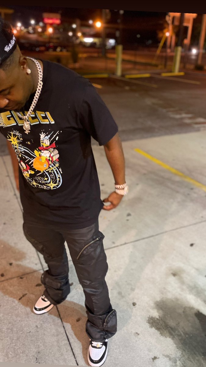 PY/Stevie Harts tweet media