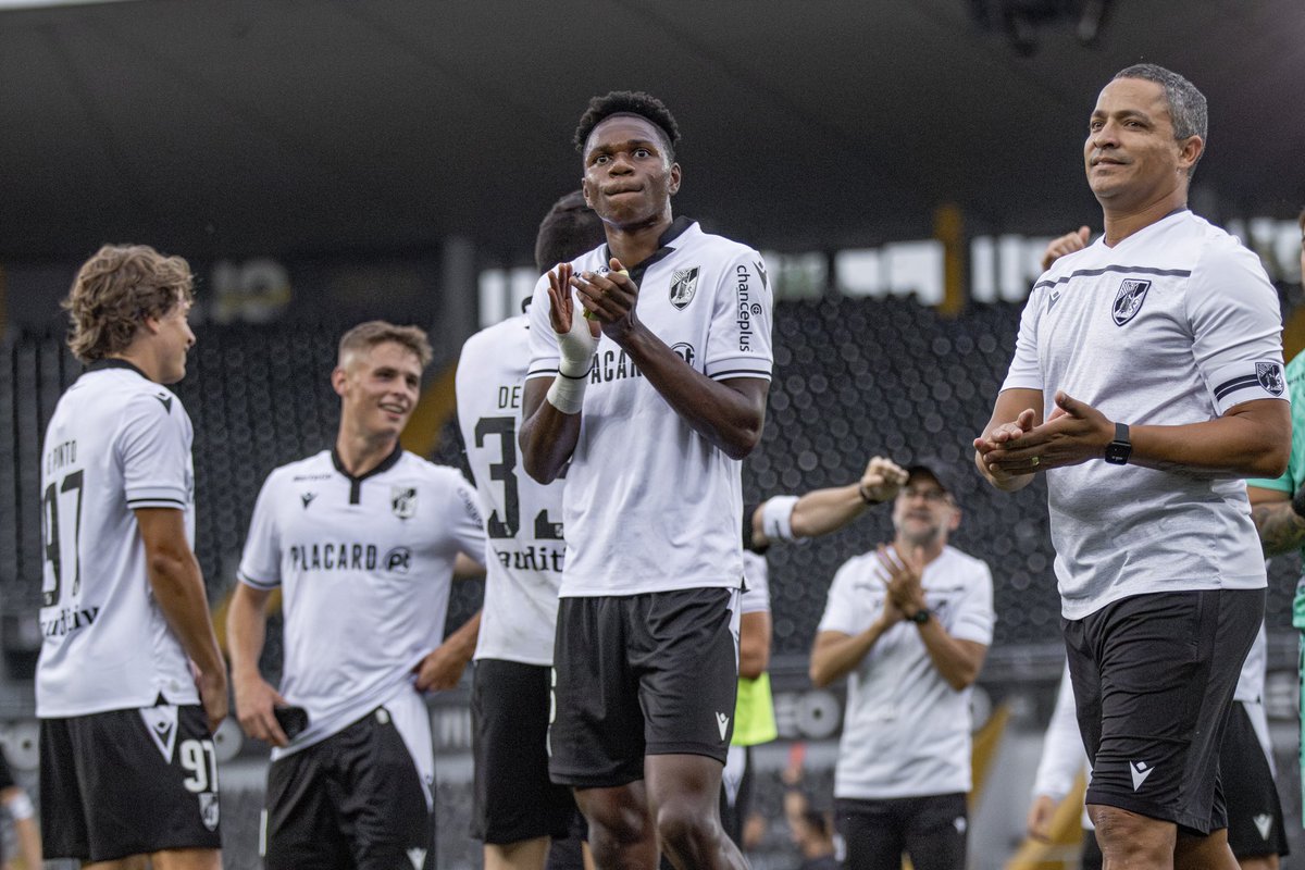 A big weekend for <a href="/Dieumerciii7/">Dieu-Merci Michel</a> who scored a goal in <a href="/VitoriaSC1922/">Vitória Sport Clube</a> B’s 4-2 win! Leaving his mark 🫡