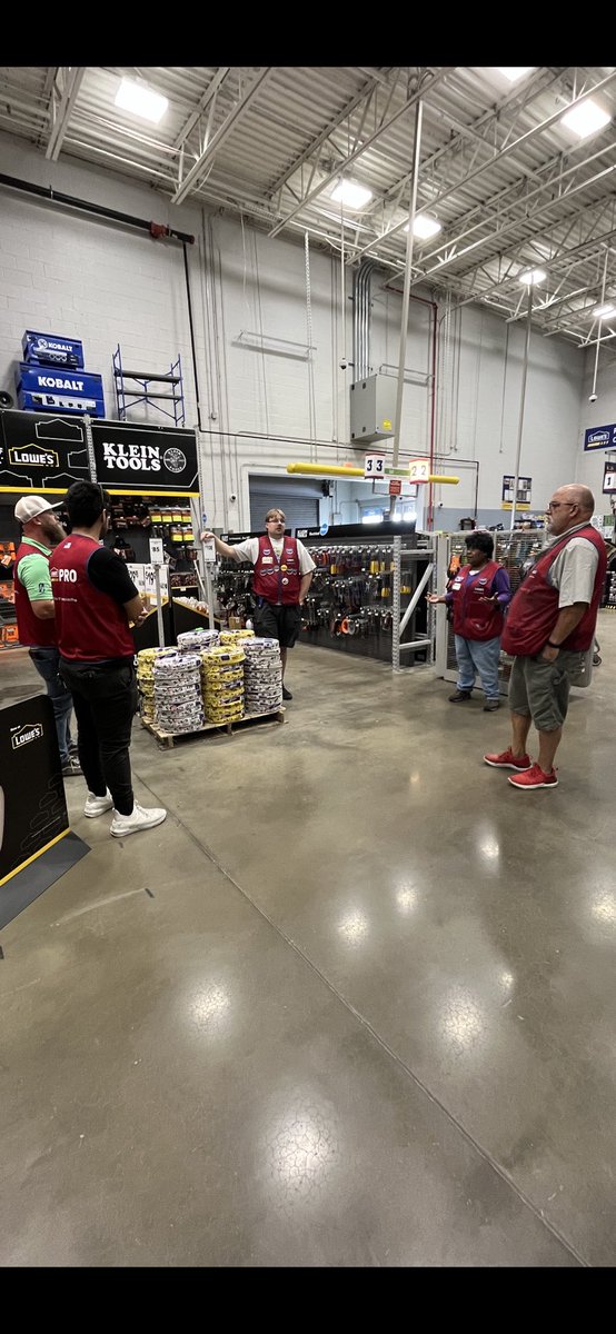 Angela Stacey tweet media