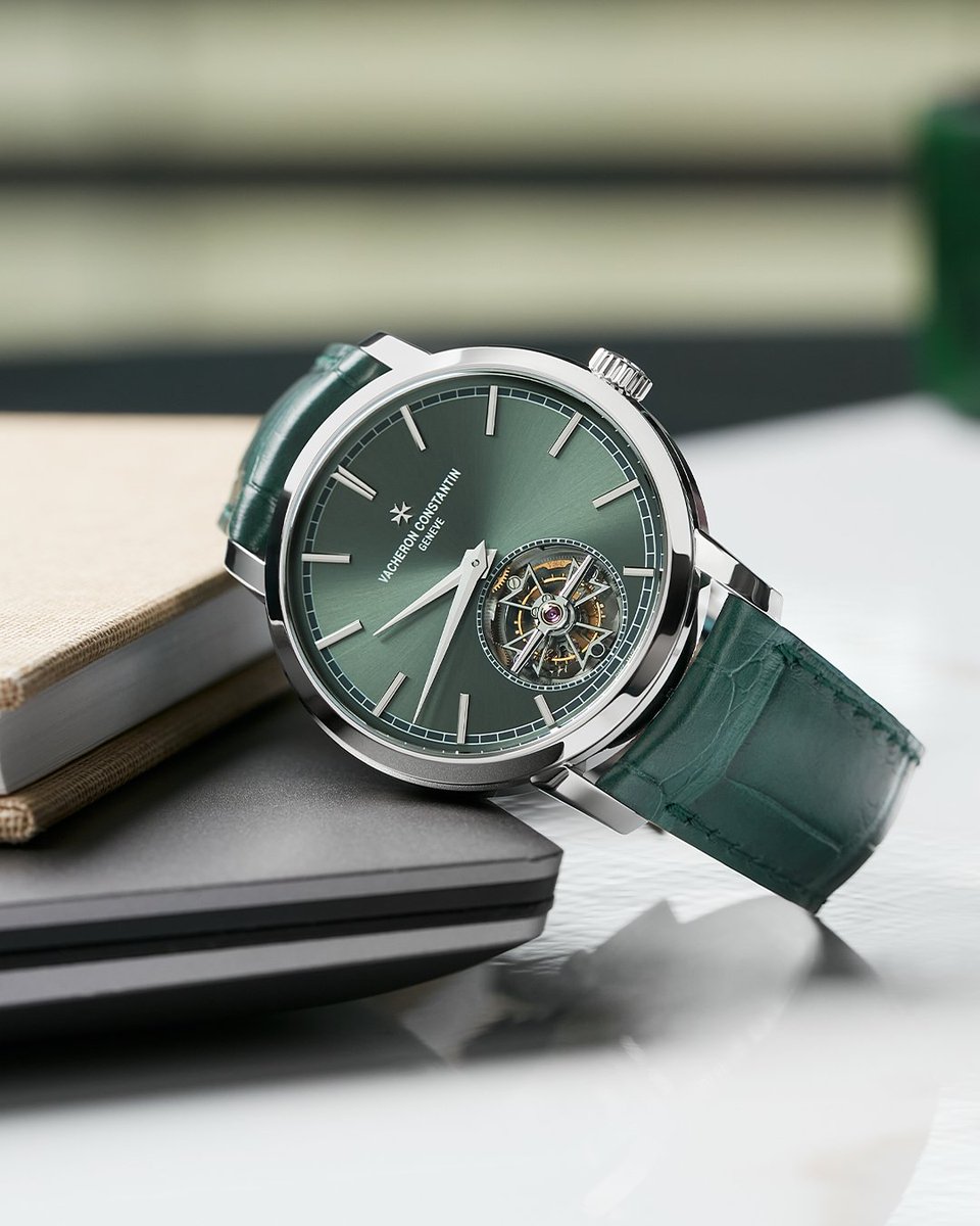 A green bond with classic aesthetics 💚 The latest Traditionnelle tourbillon honours classical inspirations and the inherited expertise of the most demanding Haute Horlogerie, with an ultra-thin Calibre 2160/1 of exceptional finishings. Discover: ms.spr.ly/60199kgQ5