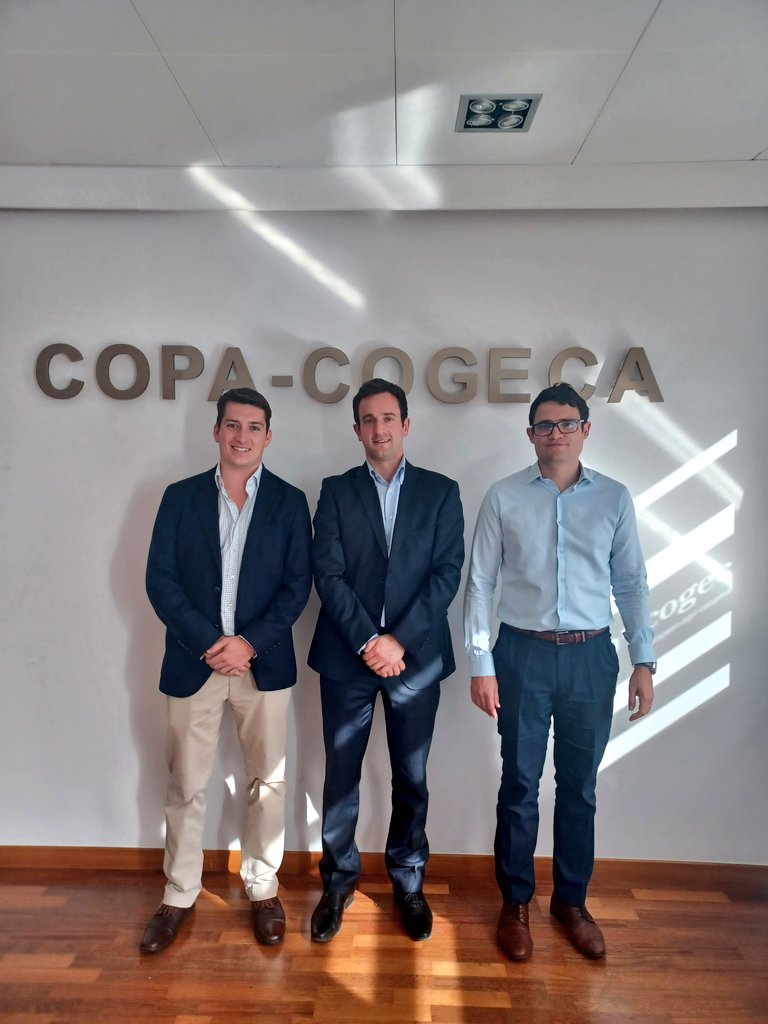 Interesting discussion today at the @COPACOGECA Cereals, oilseeds & protein crops working party A difficult harvest across Europe with challenging weather resulting in poor quality & reduced yields 📸 @farmerlukecox @MaxPotterton @COPACOGECA Director of Commodities Bruno Menne