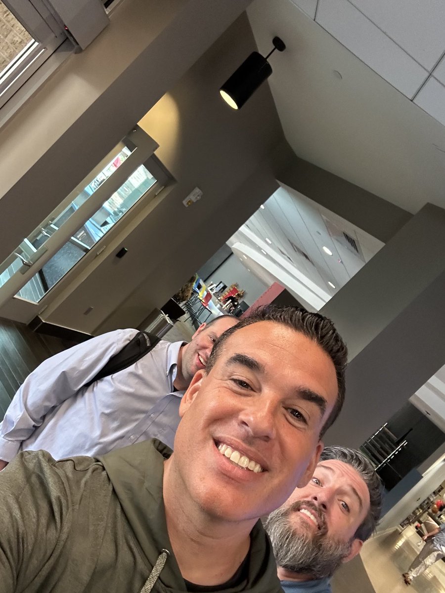 EvCoRadio's tweet photo. Been with these two since the beginning and they showed up today to surprise me in Bristol. No better A1’s than ⁦@Jmart1063⁩ and ⁦@JMP1063⁩. https://t.co/FojWaG30uA