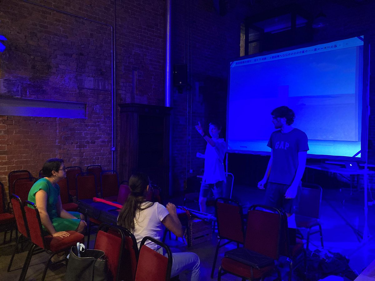 mcyopera's tweet photo. Lighting experiments and expert advice from guest mentor Gavin Osborn!
🚊🎟️ 🛄🆕 All welcome at our 15-minute opera performances on Friday 
🔜 Tickets: https://t.co/az5UcqOyxO https://t.co/PdcE3qnAgB