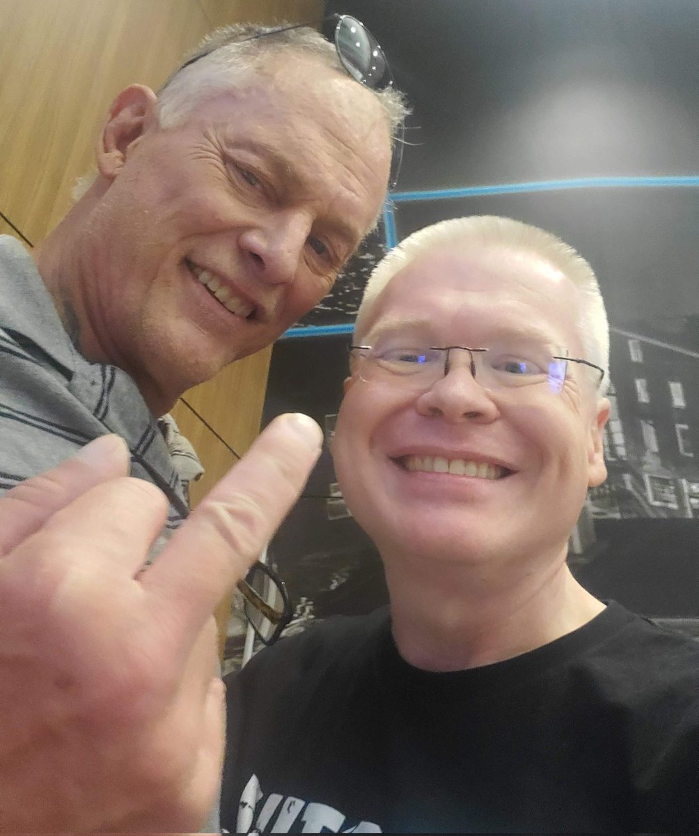 stillrealdave's tweet photo. Great to meet ECW owner #todgordon (buy his book!  I did!) &amp; see @AlfonsoBill @RealECWSandman &amp; #wildfiretommyrich again @DnBGreenville in SC

So blessed to be able to spend time with these Wrestling Legends!  
(I got to hang with my bud fmr OMEGA promoter @tsimpsonwrestle too!) https://t.co/6rDvZZtdvI