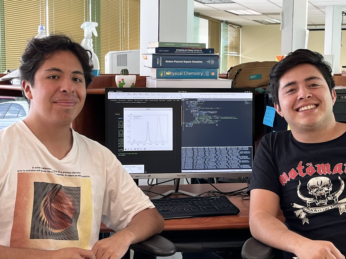 Our very own undergrads Humberto Lara &amp; Emanuel Contreras pose with their new python code for plotting UV spectra from QChem calculations, adding as many files as you wish. Wait for the blog post and the GitHub link!!Congrats guys! #CompChem