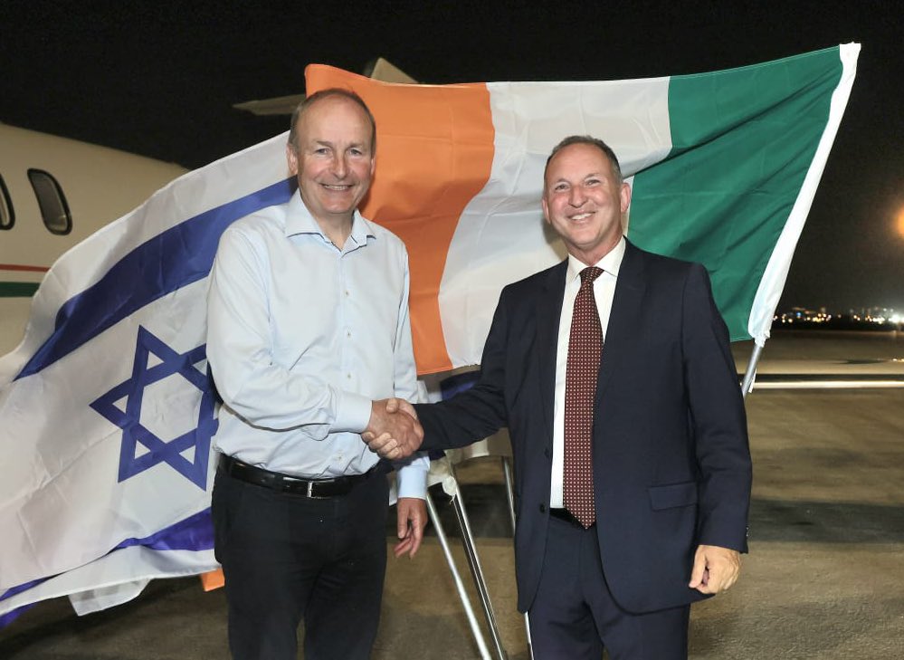 Welcomed to Israel the Foreign Minister and Deputy Prime Minister of #Ireland 🇮🇪