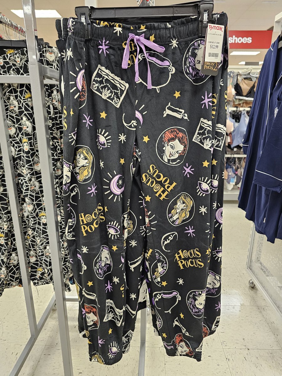 kittyjun's tweet photo. @awk_ashleigh TJMaxx ❤️ https://t.co/01tCr3S8xE