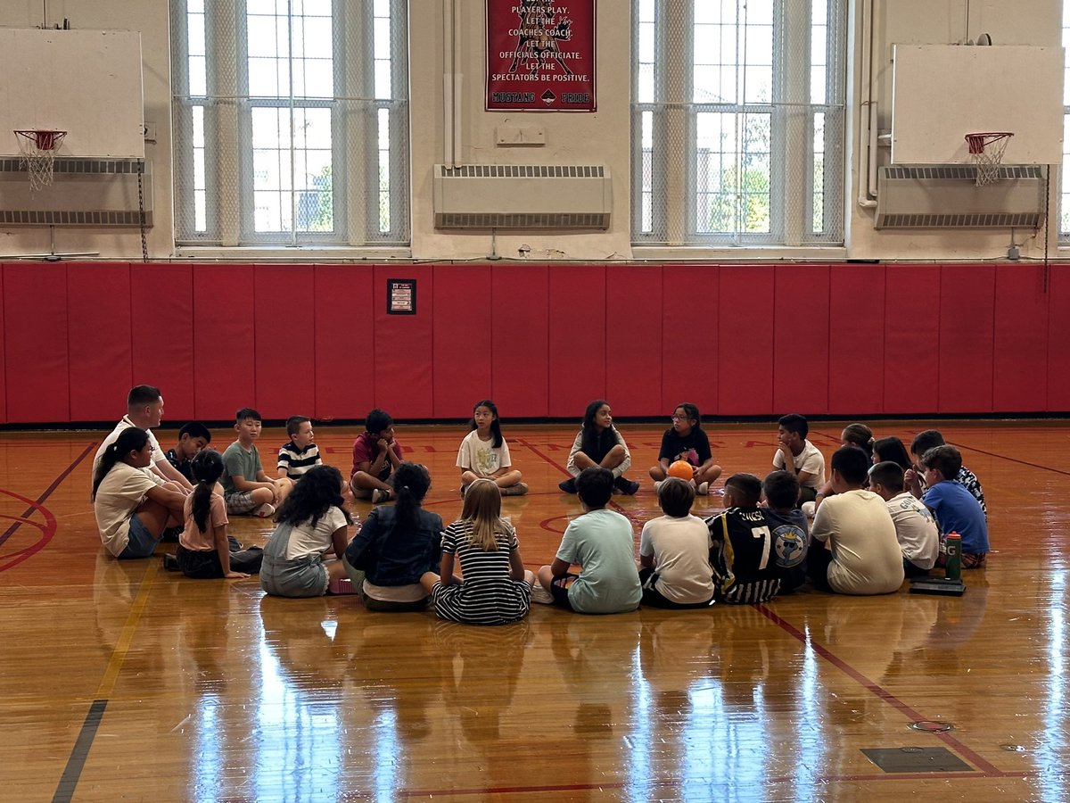 Mineola Middle School tweet media