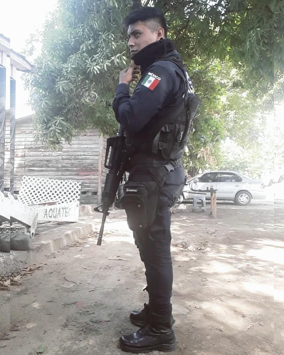 Todo el que de RT obtendrá un regalo.🔥