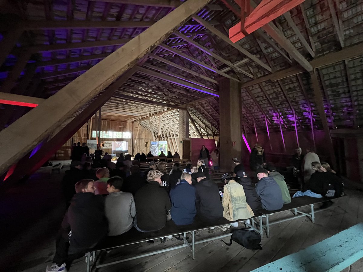 Hyvää Yrittäjän päivää! Meillä panostettiin tänä vuonna nuoriin #ruovesi ja juhlittiin päivää toiminnallisen teemapäivän merkeissä yhdessä nuorten ja yrittäjien sekä kunnan väen kesken. Yhdessä saatiin rutistettua päivästä tosi hyvä! #yrittäjyyskasvatus @4hsuomi #4hruovesi