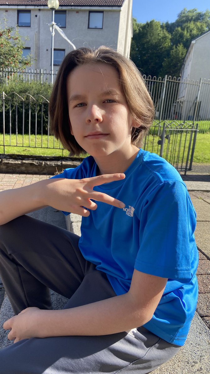 Shortyweekaren's tweet photo. My boy eventually got the chop! ✂️
He was a wee bit emotional to loose his hair he’s had so long.🥰

We’re sending it off like Lennon did before,  to make a wig for kids that have lost their hair due to illness. #littleprincesstrust 
That was always the plan.

Well done Donny!♥️ https://t.co/EHmurAKdst