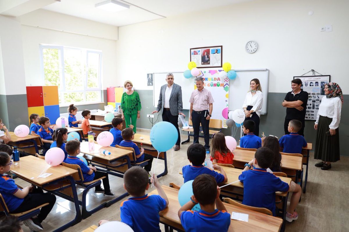 MemAtakum's tweet photo. 🔹İlçe Milli Eğitim Müdürümüz Mehmet İrfan Yetik, Şube Müdürümüz İsmail Kirendibi ile birlikte, "2023-2024 Eğitim Öğretim Yılı Okula Uyum Programı" Kapsamında Mimar Sinan İlkokulumuzu Ziyaret Etti
🔗 https://t.co/B10HbGpVSS
@irfanyetik55 https://t.co/ncEpMdN7CN