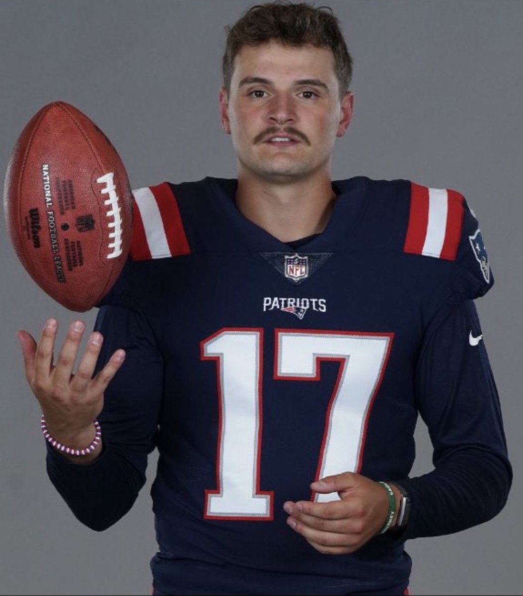 AllTypeDesigns's tweet photo. Meet Bryce Baringer Chad Ryland
The new kicking duo in New England
#Patriots #GoPats #PatriotsNation #NewEnglandPatriots #PatsNation #PatsFans #NFL #Football #NFLSunday #GameDay #Touchdown #GilletteStadium #ForeverNE https://t.co/s3UZOQi9RY