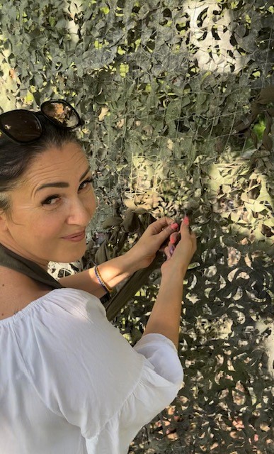PBeervelde's tweet photo. This Saturday 9th and Sunday 10th, at Beervelde Park (Beervelde-Dorp 75), from 1 PM, an expert will show us how to repair camouflage netting. We have 50 such nets and they need repairs. Everyone welcome. https://t.co/uAAdFuxCxt