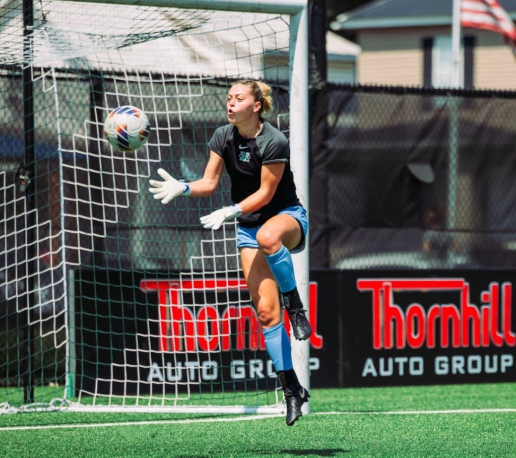 Marshall W Soccer GK Alexis Wolgemuth (<a href="/AlexisWolgemuth/">Alexis Wolgemuth</a>) has been named Sun Belt Defensive Player of the Week!!

Thats the 2nd time in 3 Weeks!

The walls of Fort Wolgemuth are impenetrable!! 🦬⚡️🦬