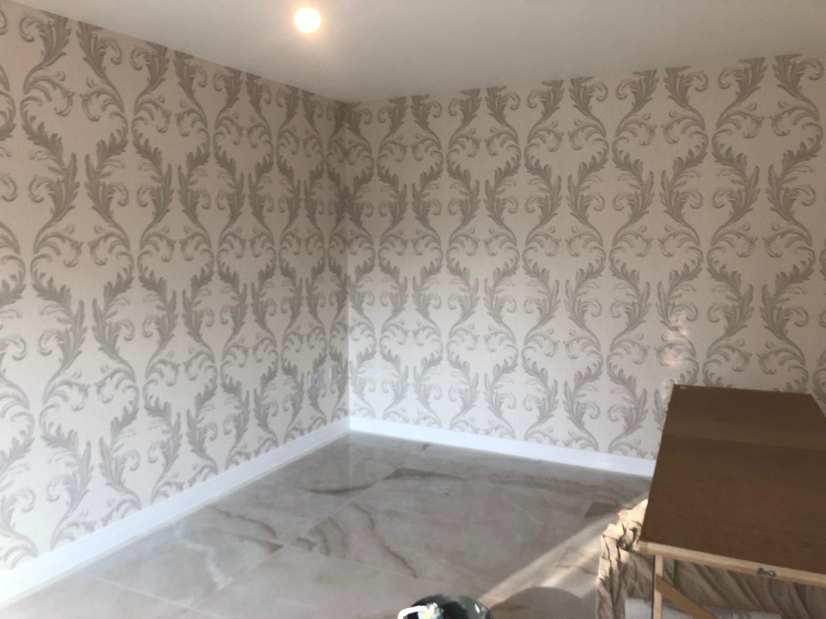 If you need any decorating doing get in touch!

Competitive rates!

High quality work!!!

07949-027-589

#liverpoolpaintingcompany #paintinganddecorating #liverpoolpainter #liverpoolpainteranddecorator #merseysidepainter #wallpaper #liverpooldecorator #decoratornearme