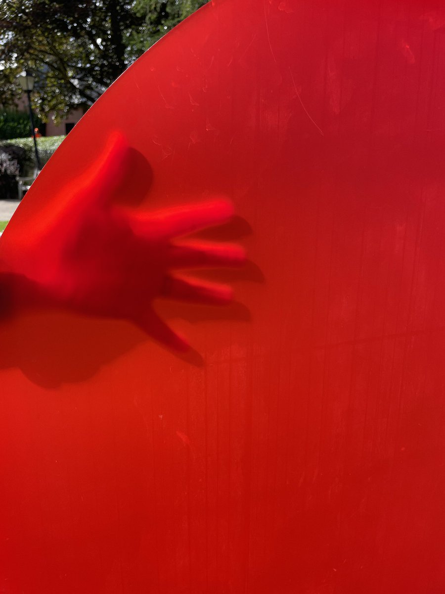 Julia Snowdin tweet media