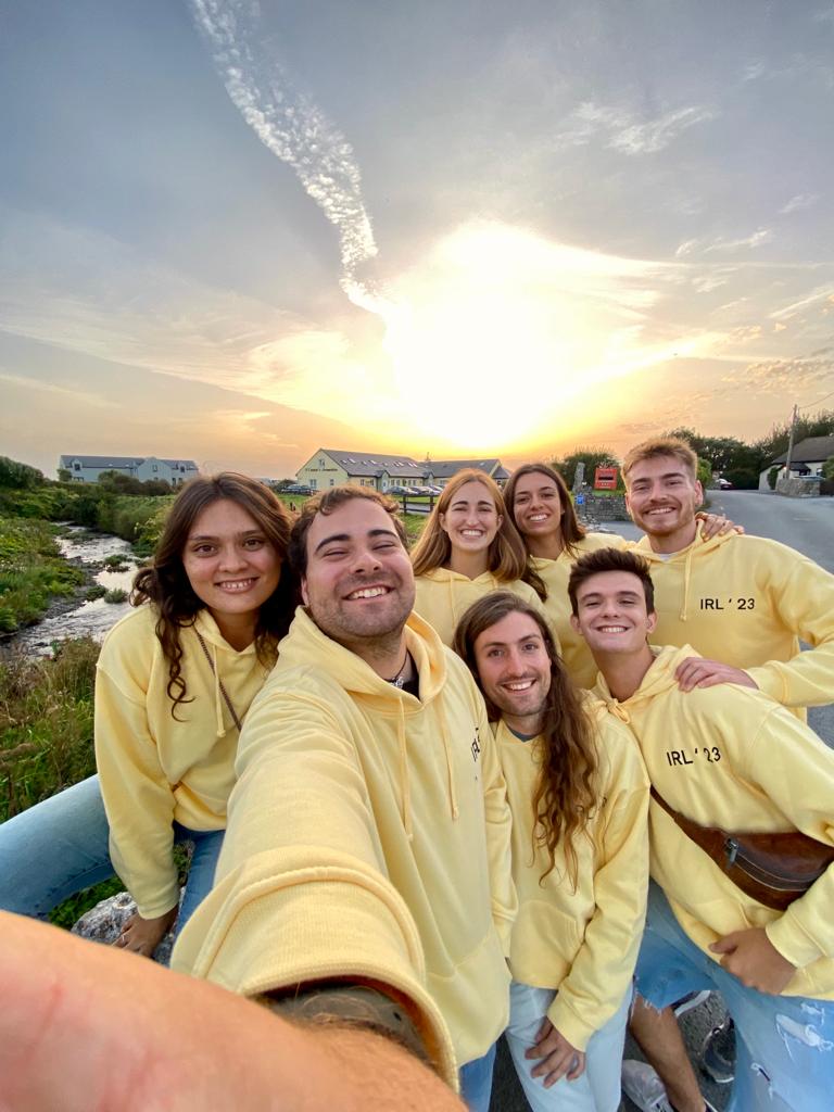 r_bigday's tweet photo. A qualsevol lloc del món, són casa❤️‍🩹 #Nacionals19 https://t.co/KiwRfgmCMC