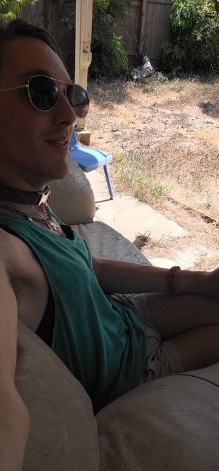 Back in the old stomping grounds today ;3 https://t.co/UK8uIkc0hM<a href="/tag/eclipse2024"class="tags"><span>#eclipse2024</span></a>