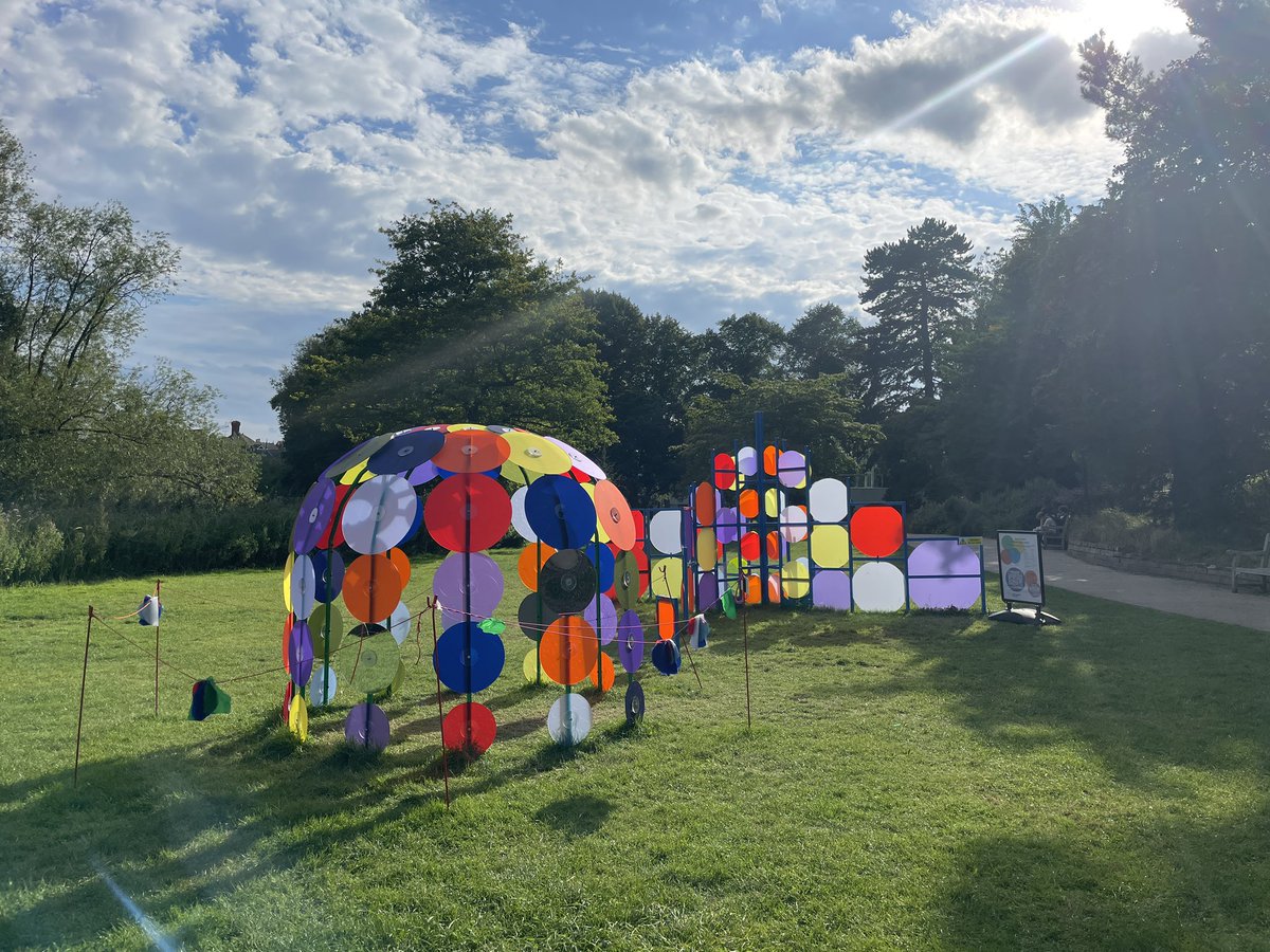 Julia Snowdin tweet media