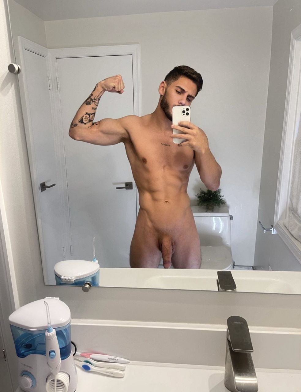 Men Hot on X: Bryan Dubois 🍆 Bryan Nude Onlyfans Sexy Hot Sex Nu  Sex Dick Ass Fuck Suck Branle TvRealite TvShow Hetero Porn  t.co41pek55jkj  X