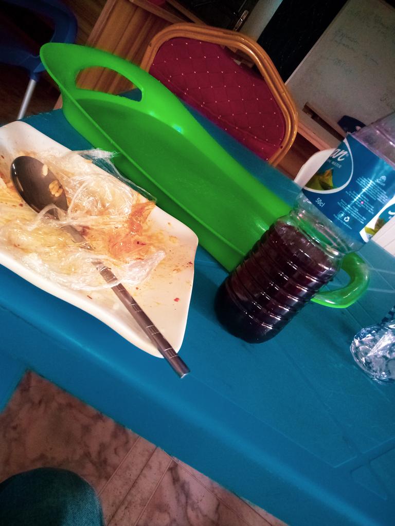 Espee_Jagaba's tweet photo. COLLABORATION. You Don't Know It All, And That's Where Needing Other Creative Minds Comes In.

Some Days The Class Ends With Discussions,Today The Class Ended With Something Nice From @code_plateau Kitchen. The Zobo Make Sense Well.
@lawunna.🙏🏾😁

#jagaba
#bonafide
#codeplateau https://t.co/fOEO2qICDV