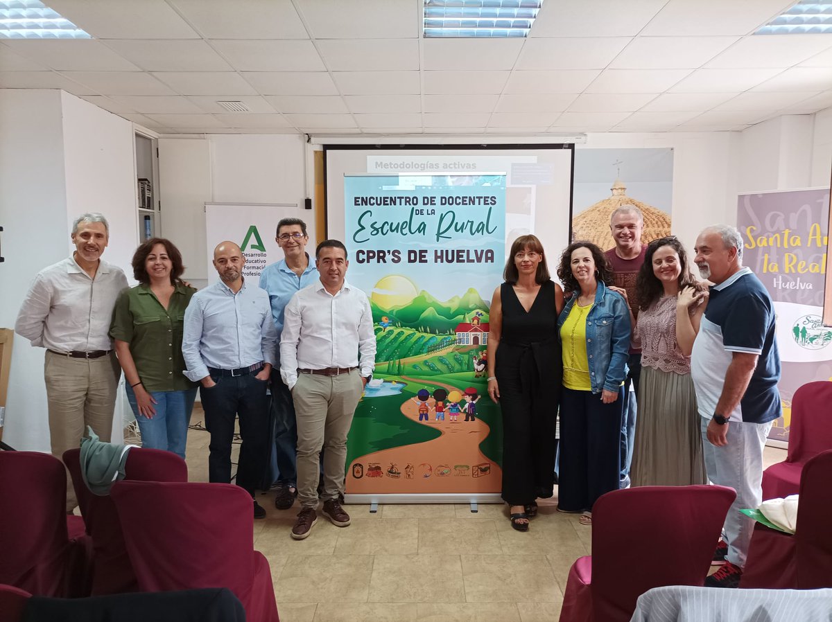 santaanalareal's tweet photo. Gran éxito del Encuentro de docentes de la Escuela Rural celebrado hoy en Santa Ana la Real, con más de 130 participantes.
Gracias de 💜 a participantes y organización. Esperamos seguir acogiendo este tipo de eventos.
#SantaAnalaReal #EscuelaRural
@ceparacena @EducaAnd https://t.co/h8Pt9jhT25