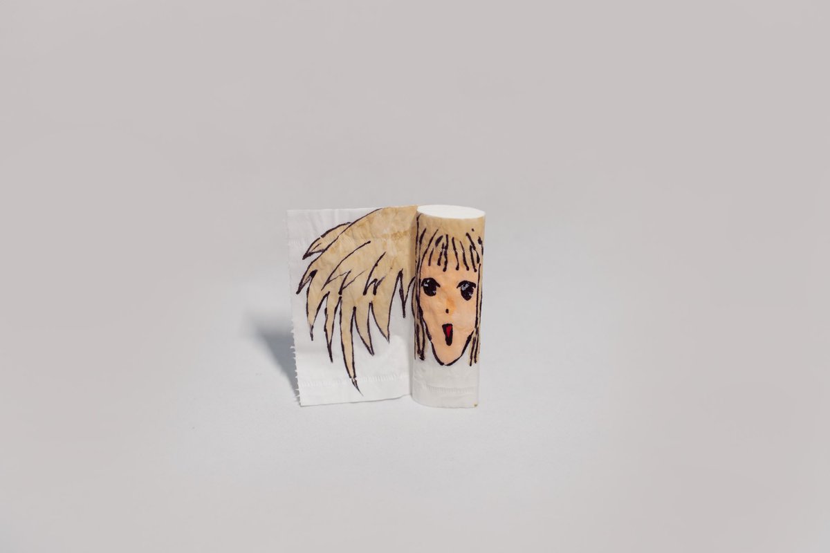 Killmehealme000's tweet photo. 厕纸和白菜 https://t.co/w1YkReMIrx