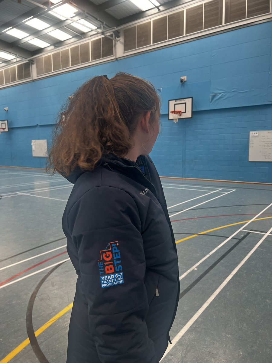 thebigstep18's tweet photo. We wish all the staff and children at our partner schools a fantastic start to this academic year. A special shout out to @TeignSchoolPE who wear their new staff PE kit, sponsored by #thebigstep #itswhereitallstarted ๐งก๐ https://t.co/5EFxNXAZFd